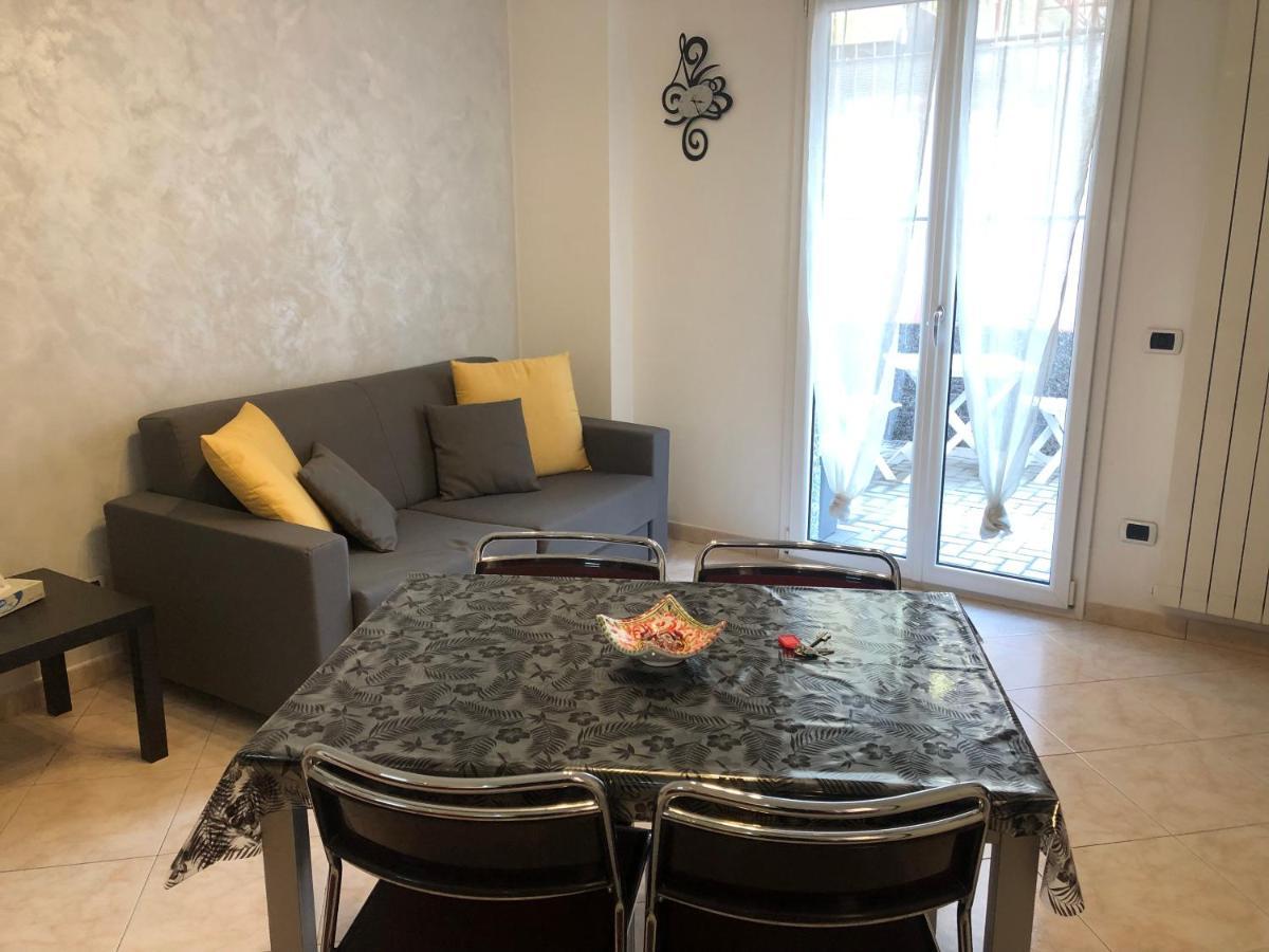 Апартаменты Casa Francesca: Un Mare Di Relax! Вентимилья Экстерьер фото